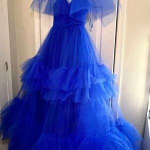 Elegant Blue Tulle Gown, NWOT